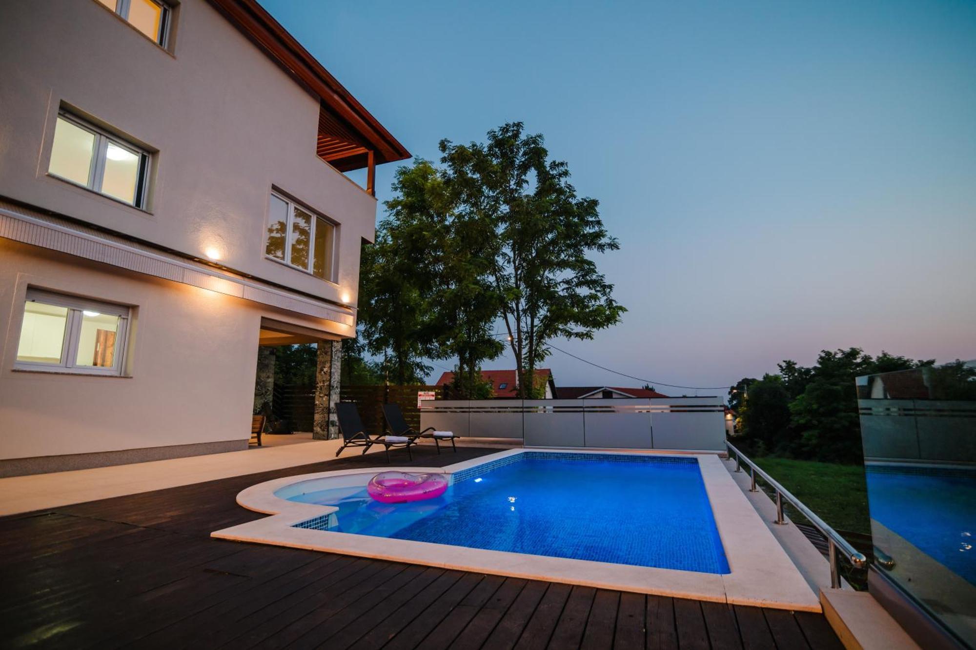 Carobni Pogled Zagreb