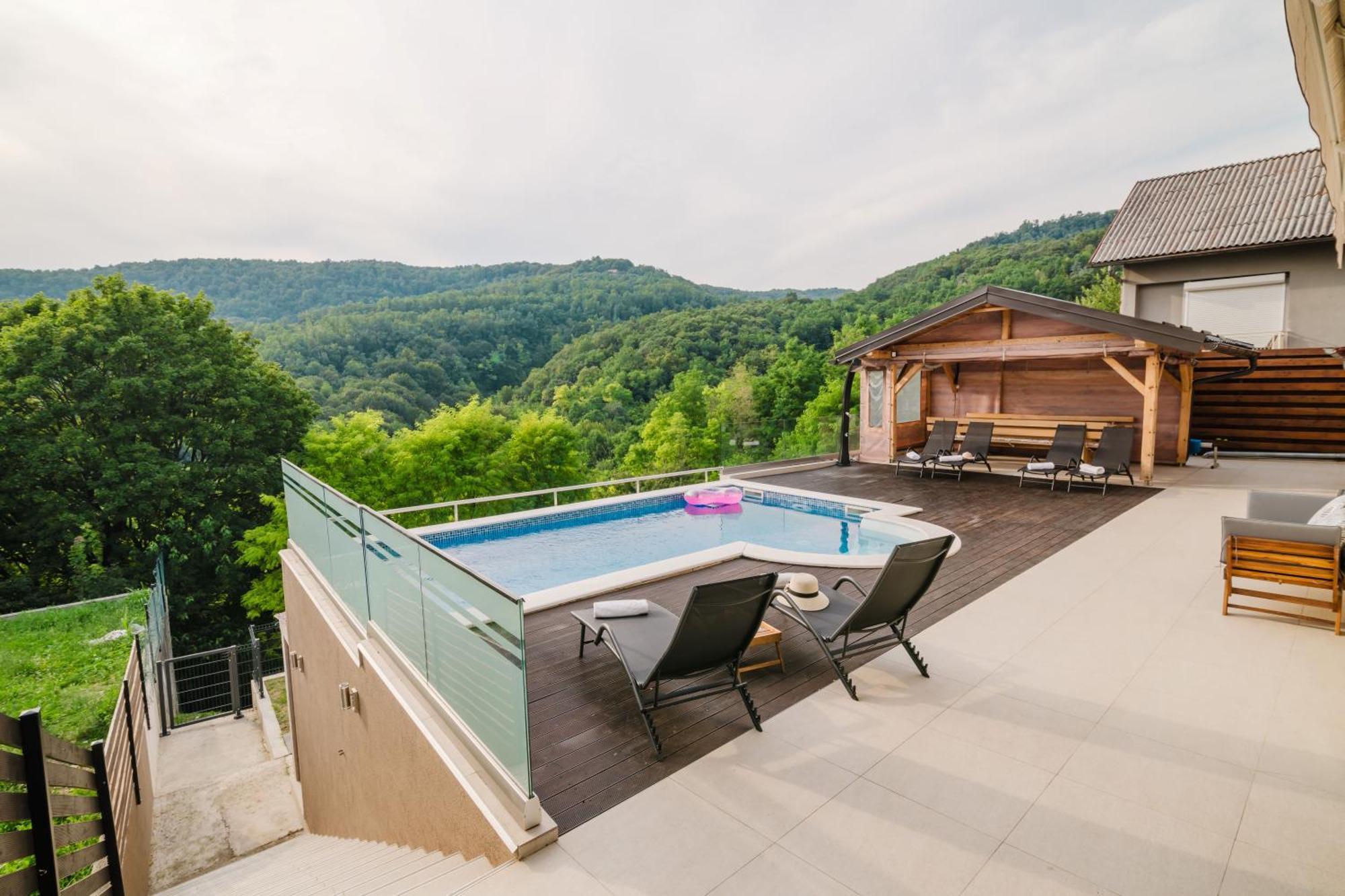 Carobni Pogled Villa